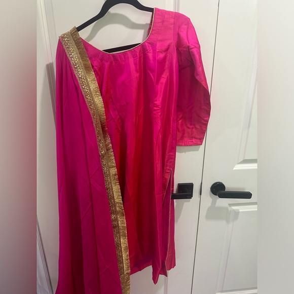 Pink Indian pajami suit - Picture 2 of 2